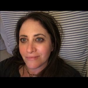 Meet your Posher, Suzanne